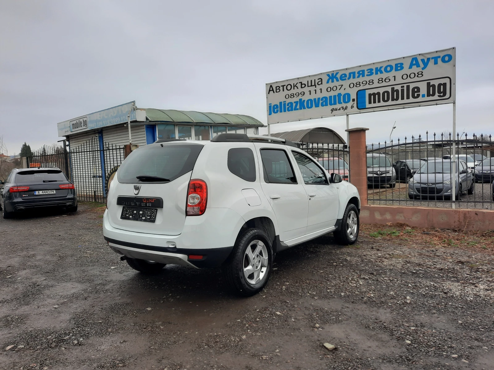 Dacia Duster 1.6i - изображение 4