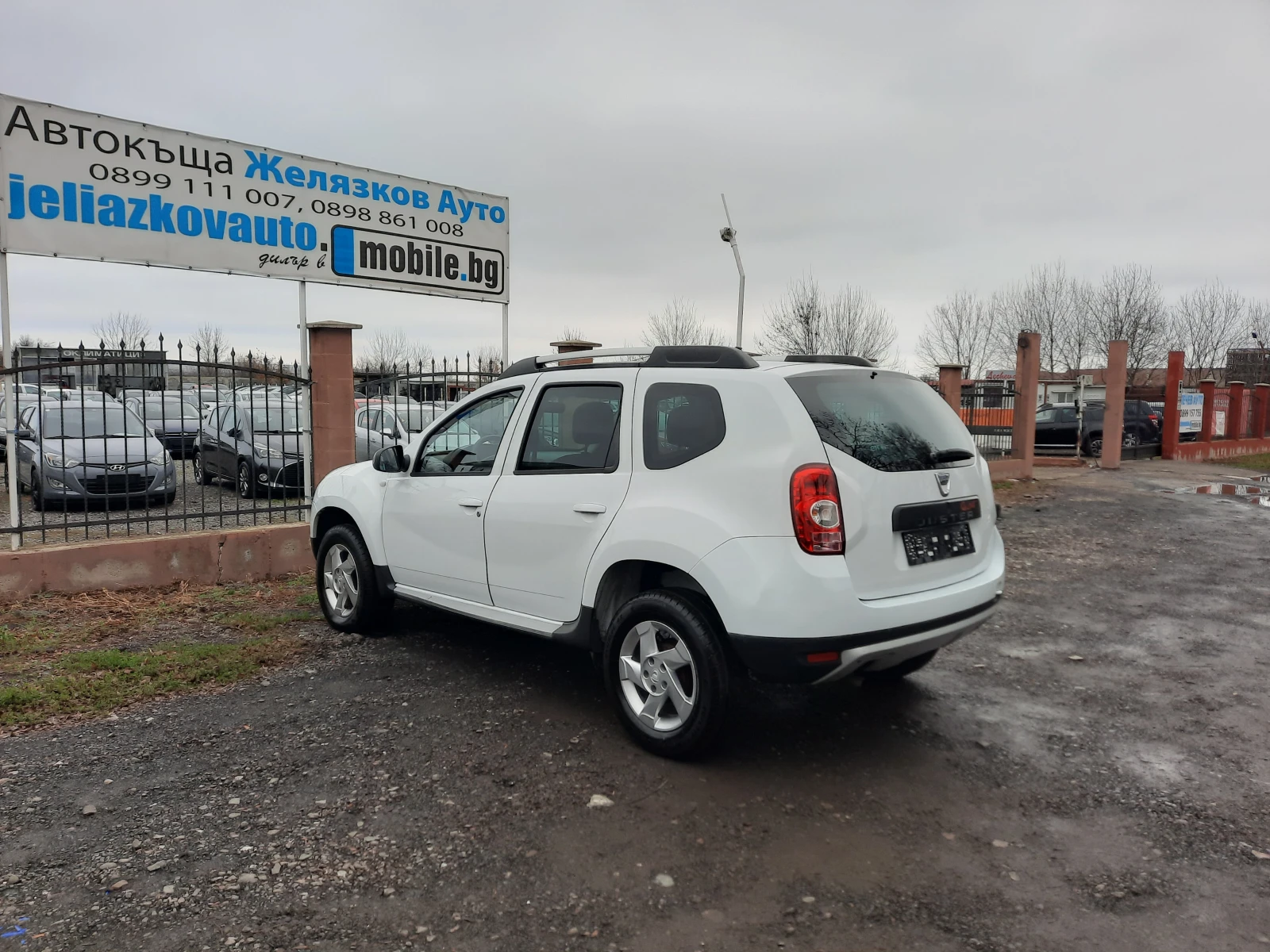 Dacia Duster 1.6i - изображение 6