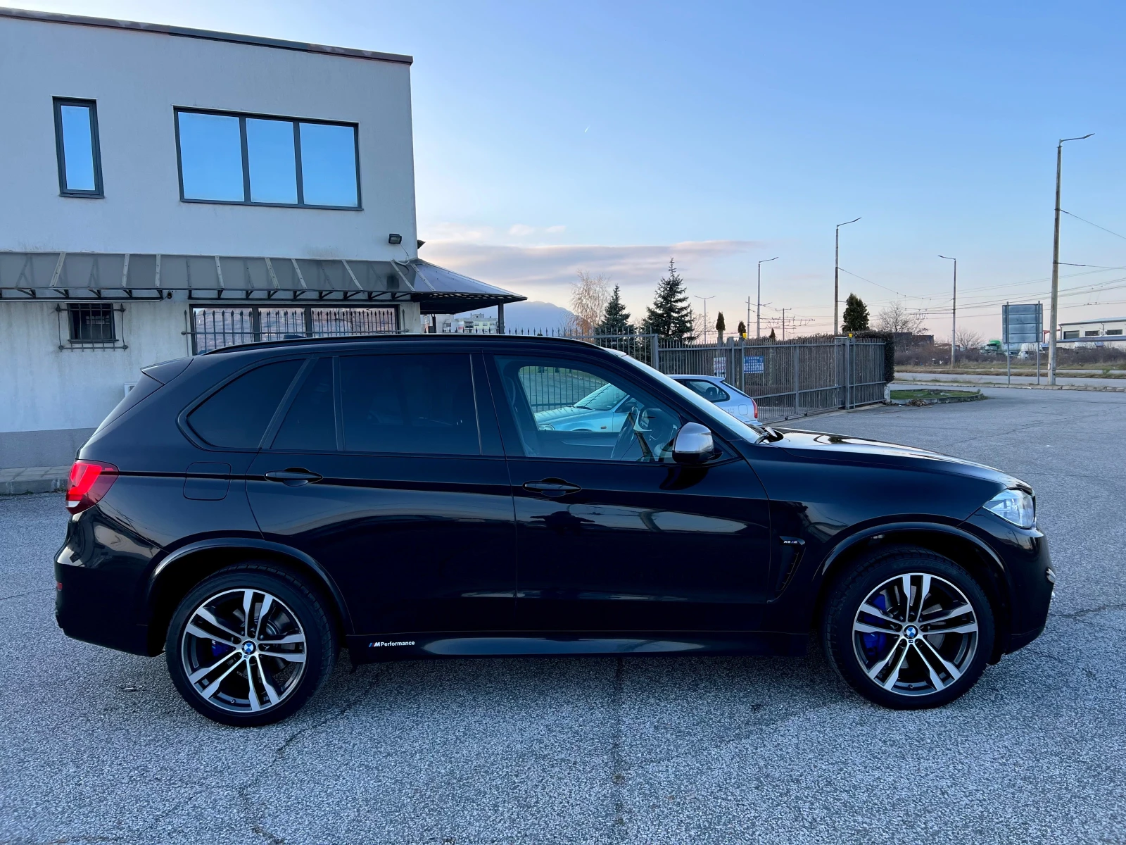 BMW X5 M50D* 110000км - изображение 3