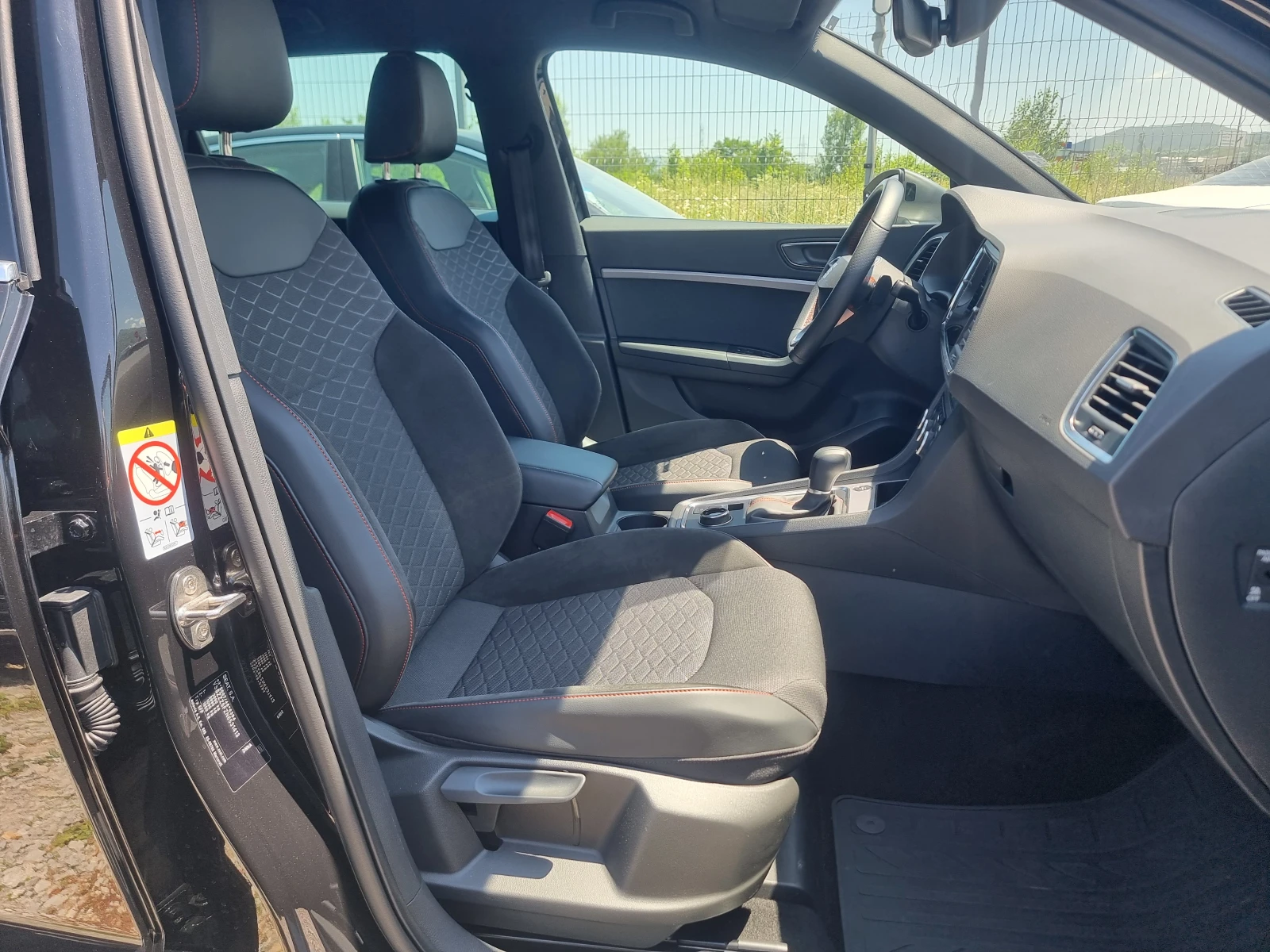 Seat Ateca 2.0 FR АВТОМАТИК 4Х4 - изображение 8