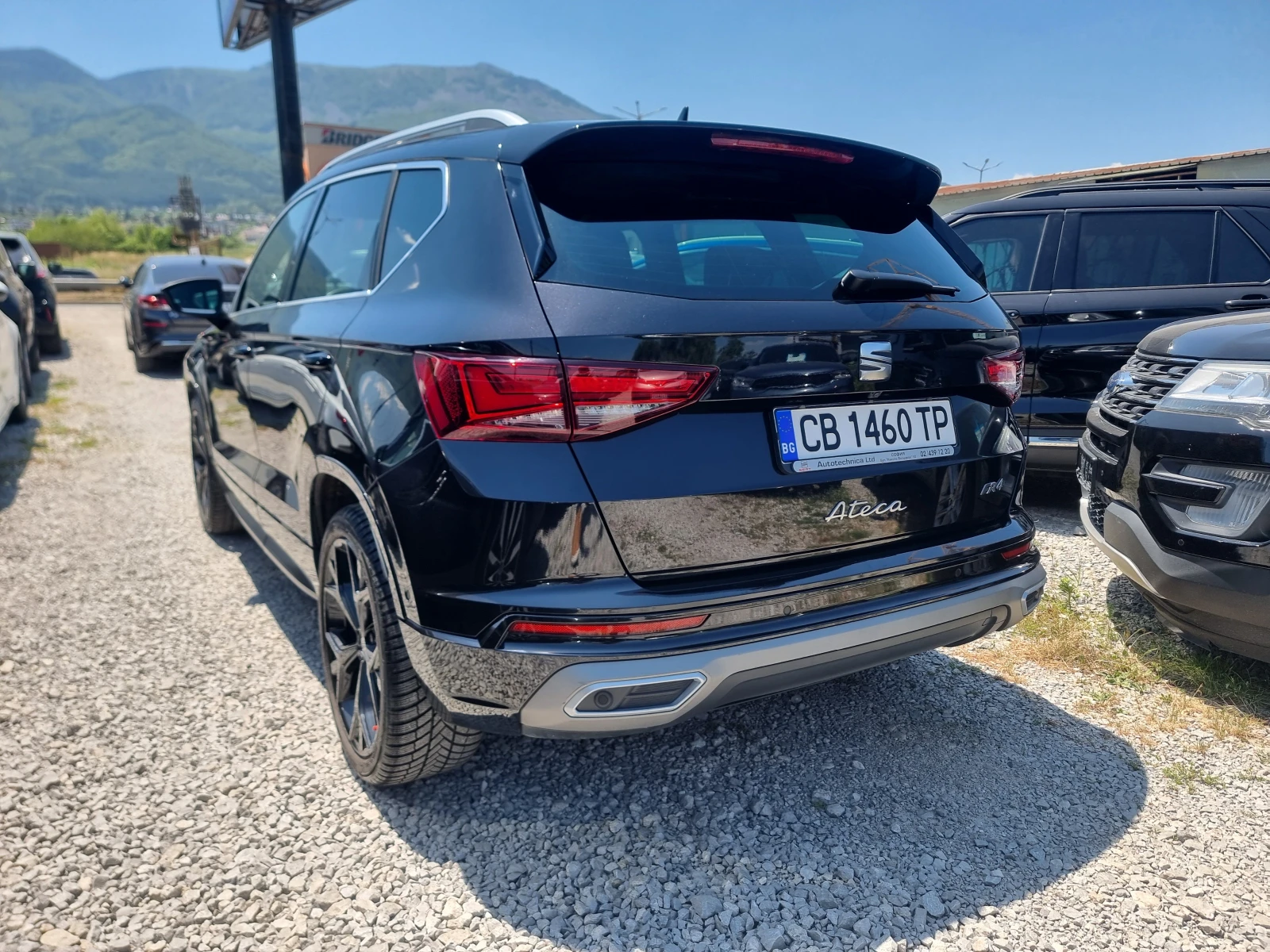 Seat Ateca 2.0 FR АВТОМАТИК 4Х4 - изображение 2