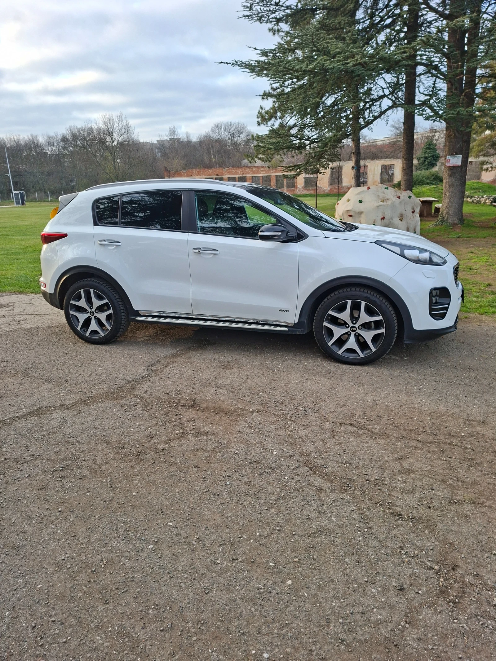 Kia Sportage Gt line - изображение 4