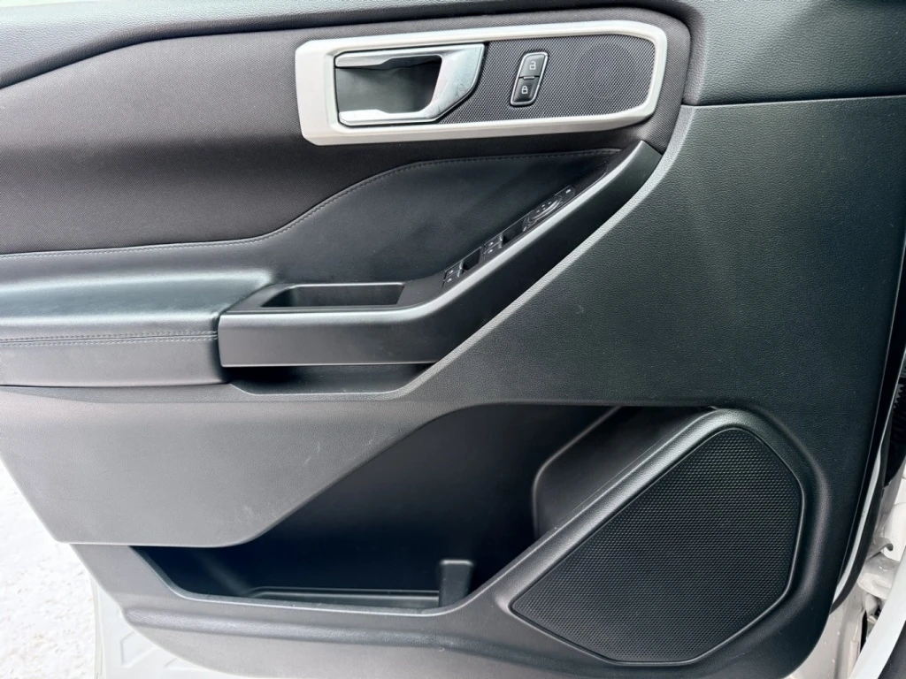 Ford Explorer XLT/AWD/255 евро на месец!, снимка 14 - Автомобили и джипове - 53727662