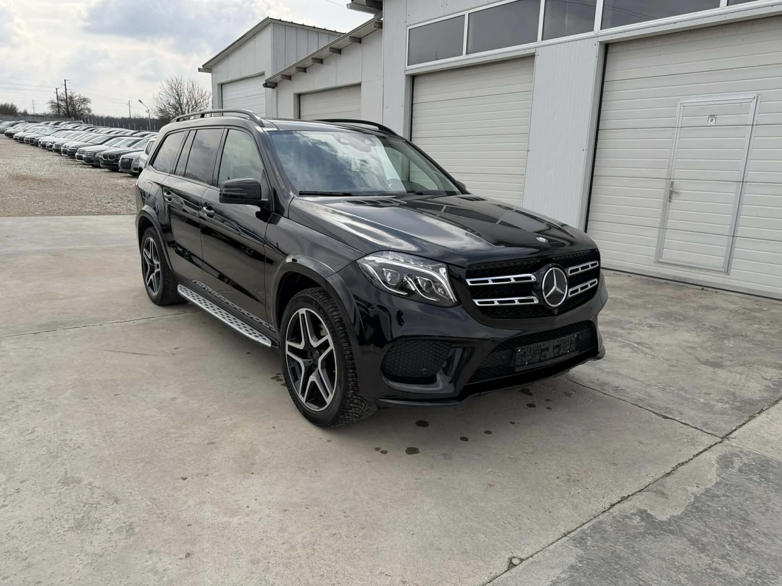 Mercedes-Benz GLS 350 AMG/4matic/Harman Kardon/PANORAMA/Distronic/7mesta, снимка 13 - Автомобили и джипове - 53973517