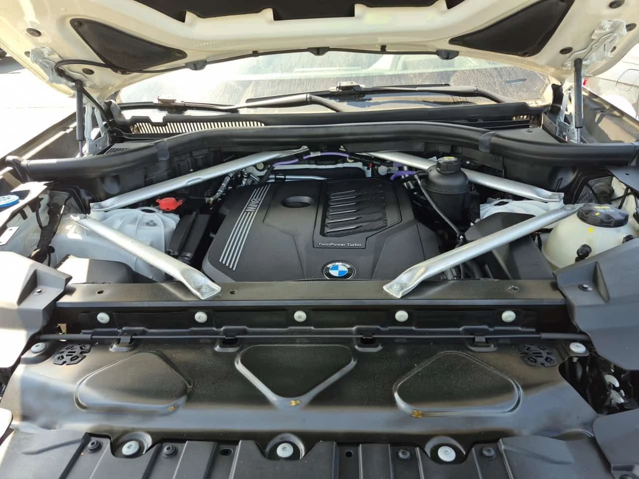 BMW X5 * XDRIVE40I * 2 КЛЮЧА* PANO* ПОДГРЕВИ* KEYLESS* , снимка 17 - Автомобили и джипове - 54624033