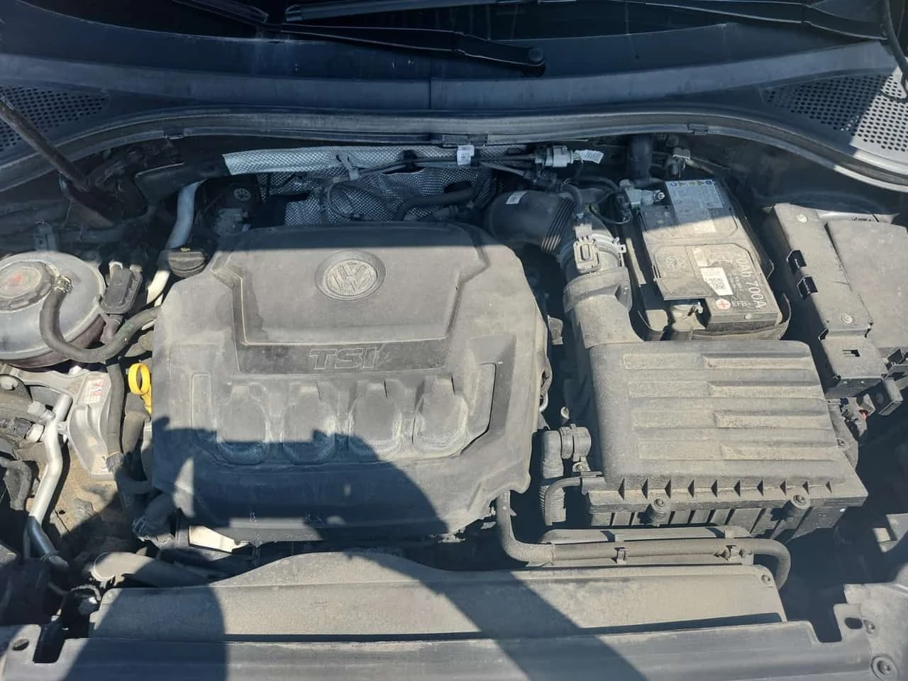 VW Tiguan 4motion/R line Black Edition/CARFAХ/ФИНАНСИРАНЕ, снимка 17 - Автомобили и джипове - 54690949