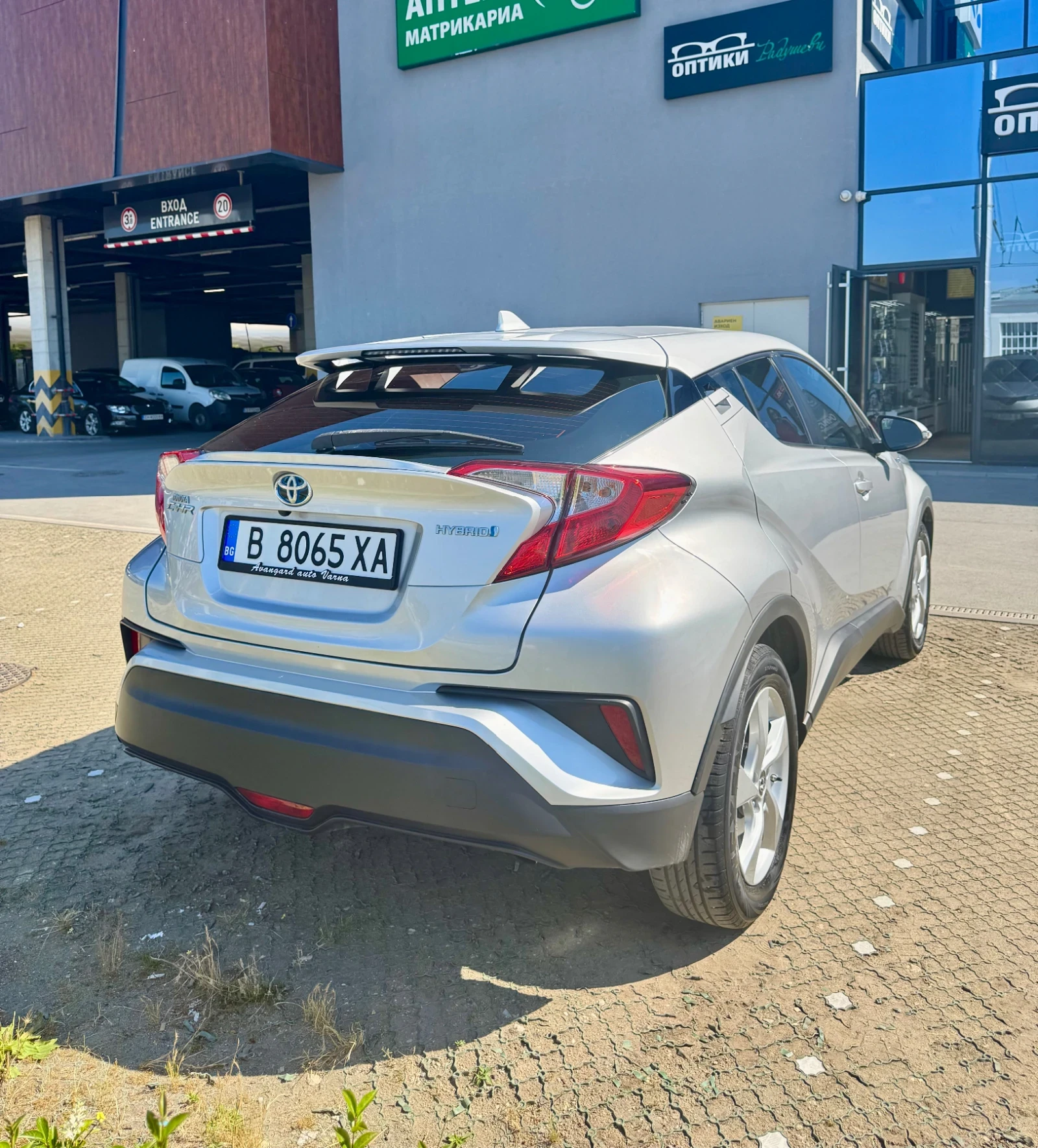 Toyota C-HR, снимка 7 - Автомобили и джипове - 55068236