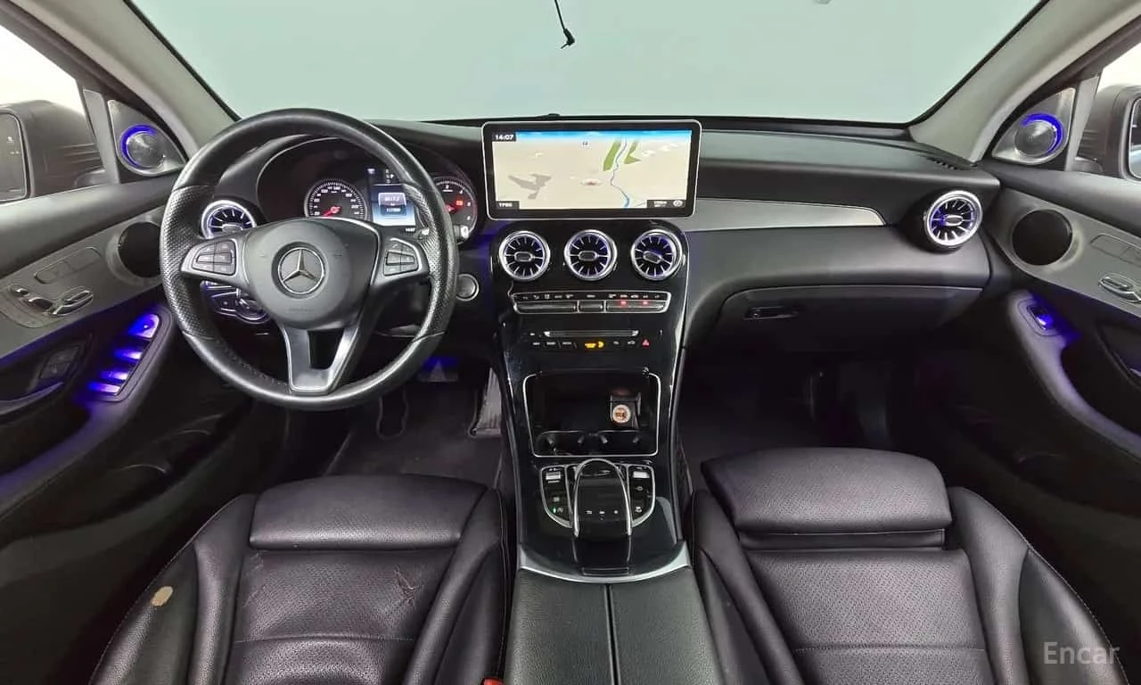 Mercedes-Benz GLC 220 * GLC220 d 4MATIC Coupe * ЦЕНА ДО БГ, снимка 6 - Автомобили и джипове - 55750963