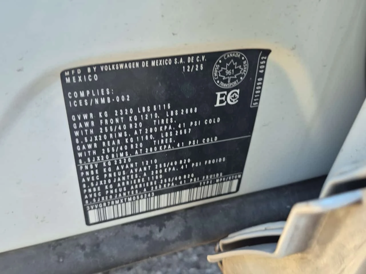 VW Tiguan * COMFORTLINE R LINE BLACK EDITION * CARFAX *  | Mobile.bg � ����������� 15