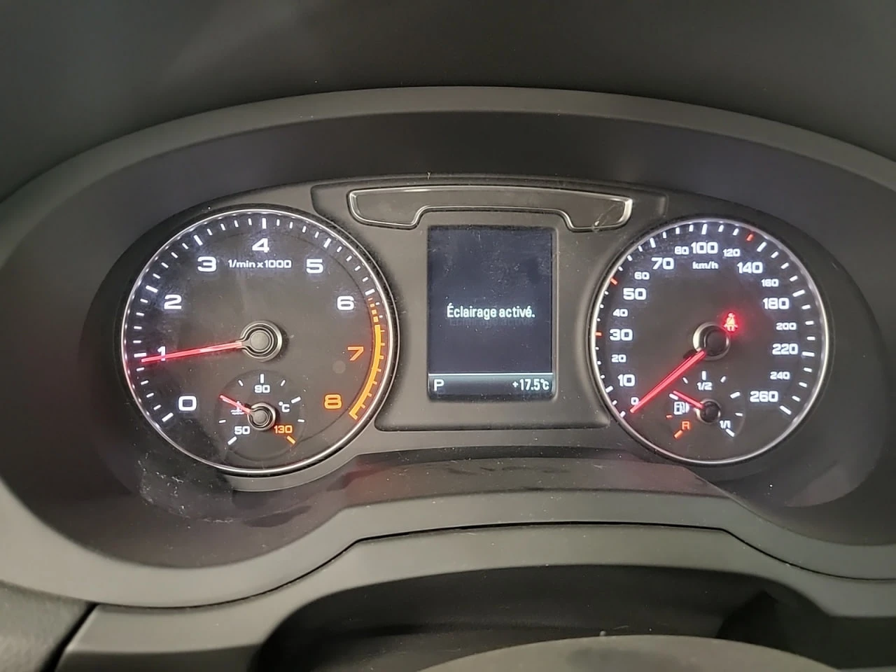 Audi Q3 * ���� ������* ���� �� �� * �������� ������� *  | Mobile.bg � ����������� 10