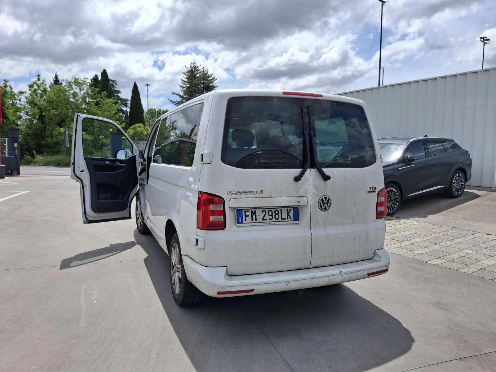 VW Caravelle 2.0BiTDI-AVTOMAT-4X4, снимка 10 - Бусове и автобуси - 54612498