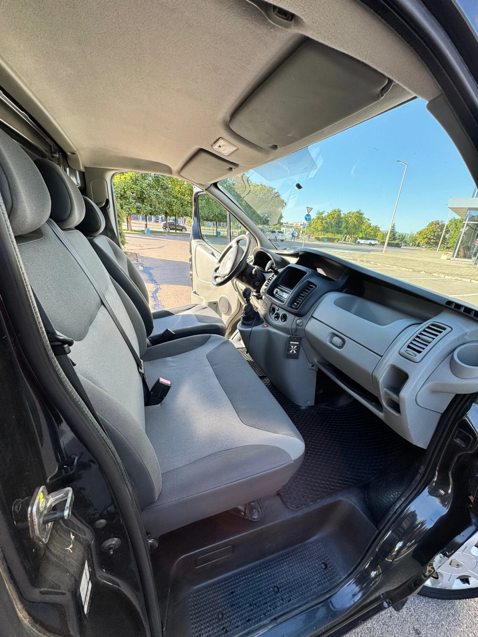 Renault Trafic Renault Trafic, снимка 8 - Бусове и автобуси - 56131566