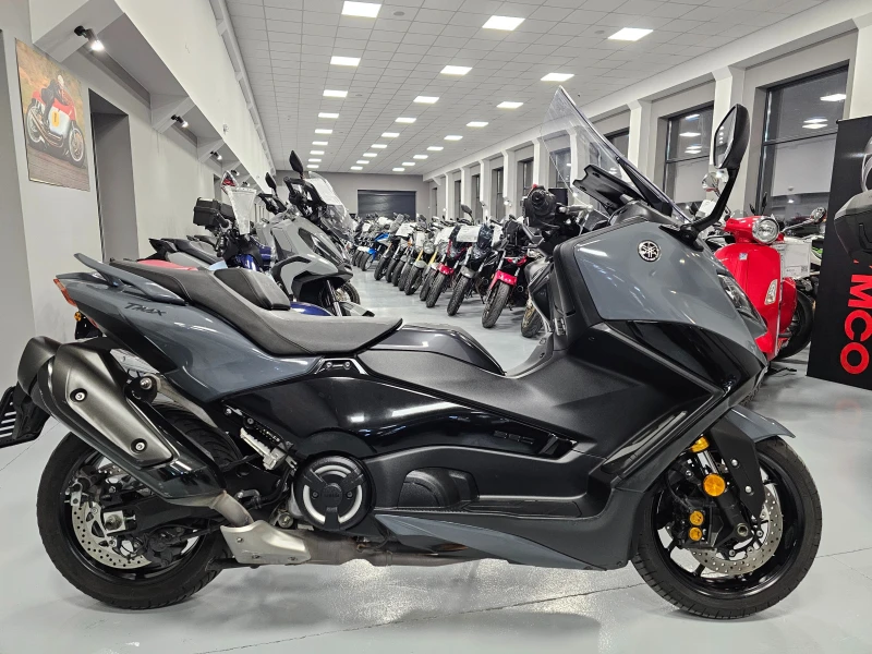 Yamaha T-max 560ie, Tech Max, ABS-TCS, Промоция!, снимка 2 - Мотоциклети и мототехника - 49410183