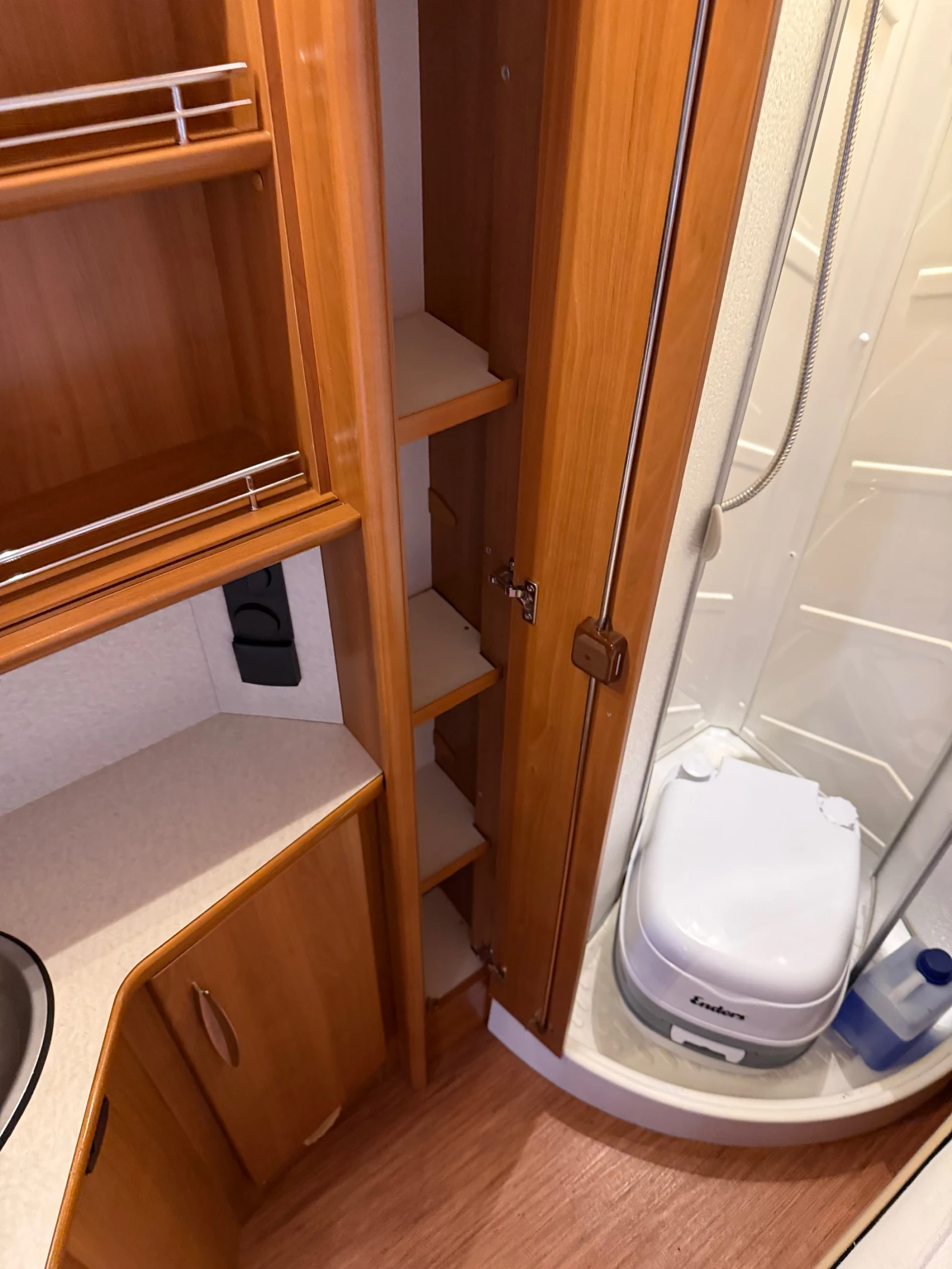 Каравана Fendt Platin  - изображение 8