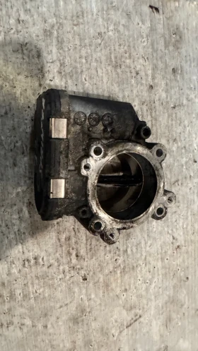 Дроселова Клапа за Mercedes Sprinter - A6420900270 /0281002894, снимка 2 - Части - 53025961