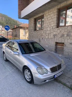 Mercedes-Benz C 220 CDI, снимка 2