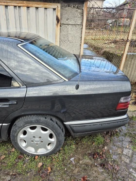 Mercedes-Benz 124 200E, снимка 3