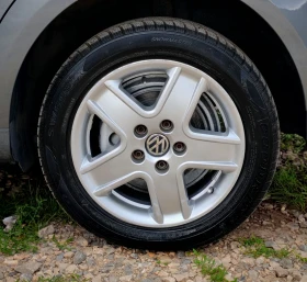 VW Touran 1.9TDI(101)* 6-СКОРОСТИ* КЛИМАТРОНИК* НОВ ВНОС* , снимка 17