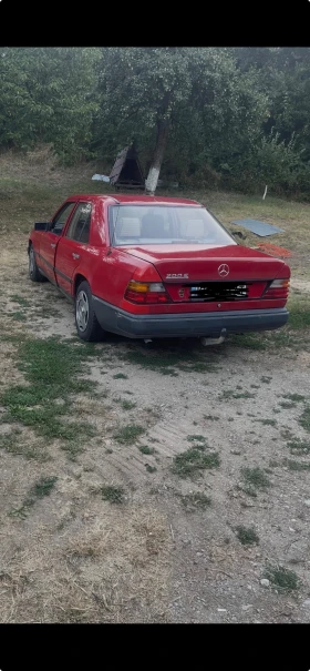 Mercedes-Benz E 200, снимка 3