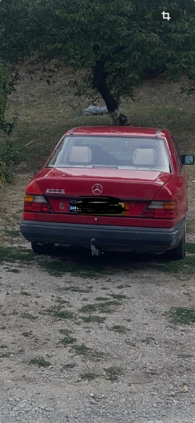 Mercedes-Benz E 200, снимка 2