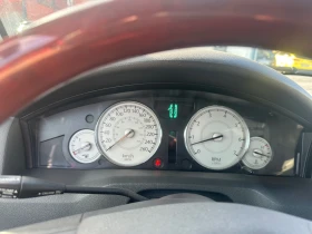 Chrysler 300c 3.5i 4x4 1ви собственик, снимка 9