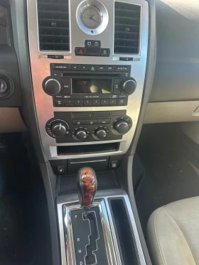 Chrysler 300c 3.5i 4x4 1ви собственик, снимка 10
