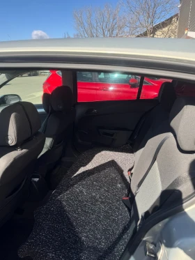 Opel Astra H 1.6 TWINPORT, снимка 9 - Автомобили и джипове - 53650782