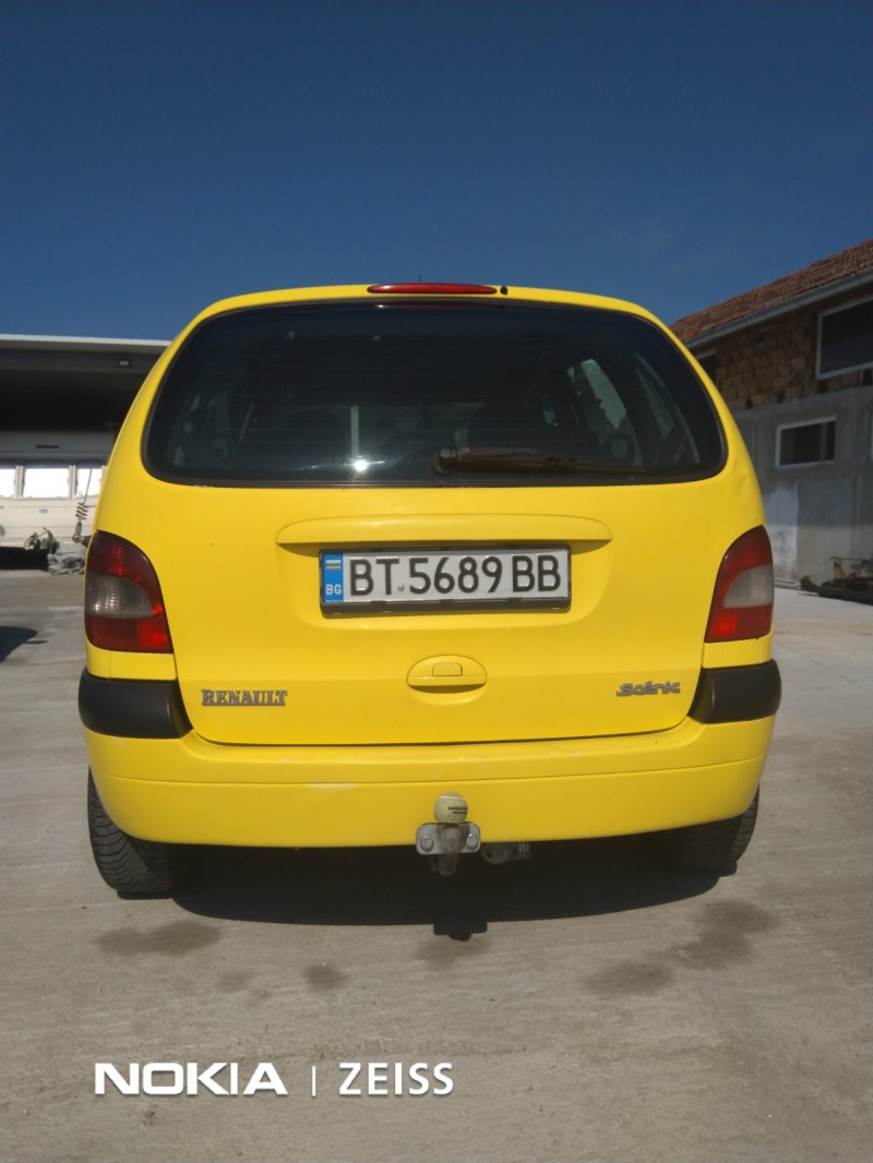 Renault Megane Scenic, снимка 6 - Автомобили и джипове - 44975274