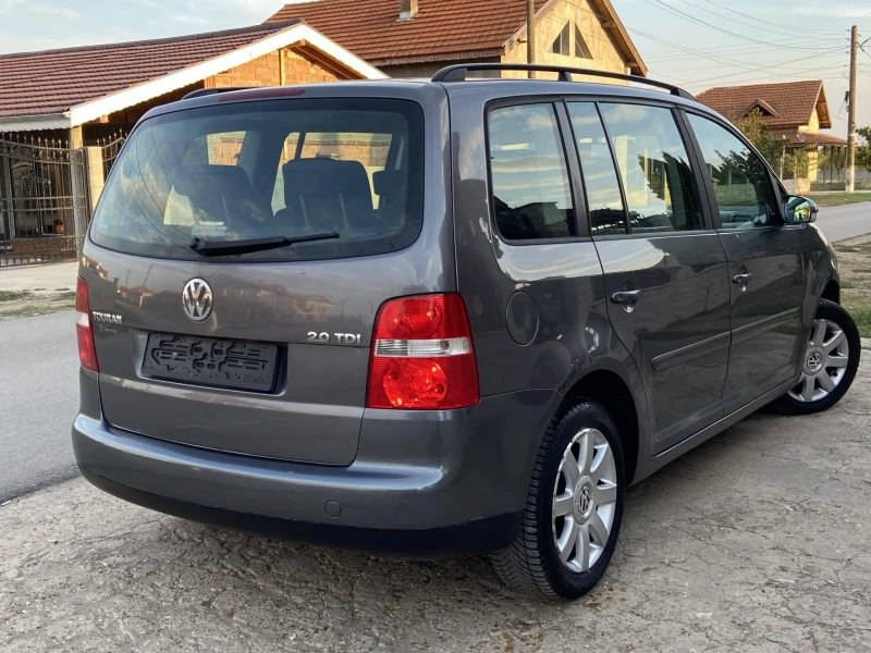 VW Touran 2.0ТДИ 140К.С. 7-МЕСТНА НОВ ВНОС , снимка 4 - Автомобили и джипове - 47372344