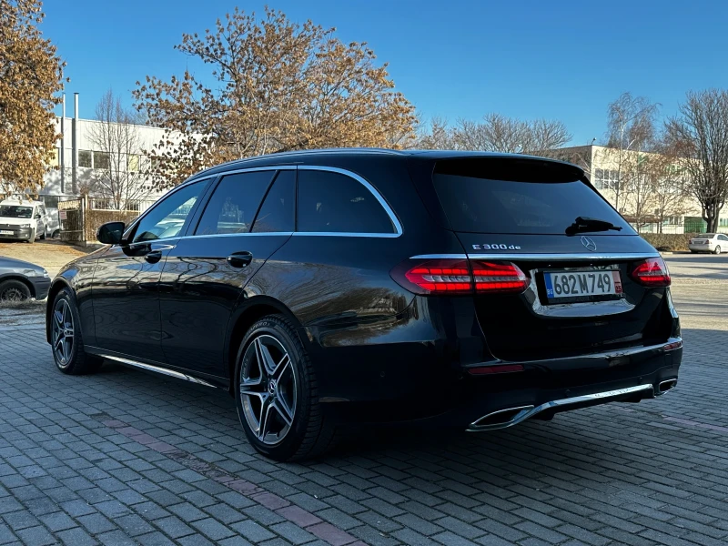 Mercedes-Benz E 300 de/2021г/2xAMG/Burmester/Alcantara/LED, снимка 6 - Автомобили и джипове - 48901257