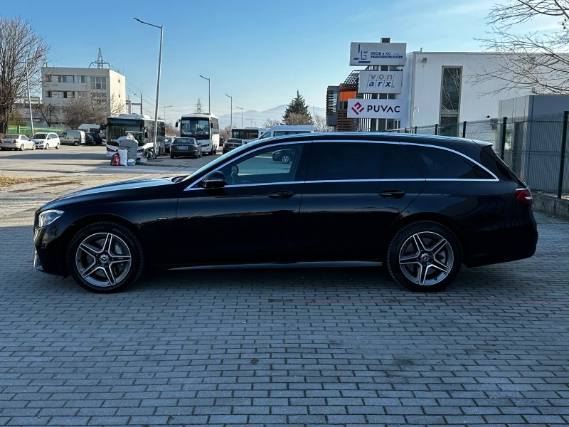 Mercedes-Benz E 300 de/2021г/2xAMG/Burmester/Alcantara/LED, снимка 7 - Автомобили и джипове - 48901257