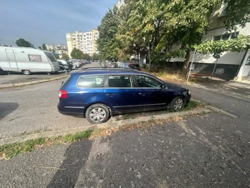 VW Passat Passat, снимка 6 - Автомобили и джипове - 47944659