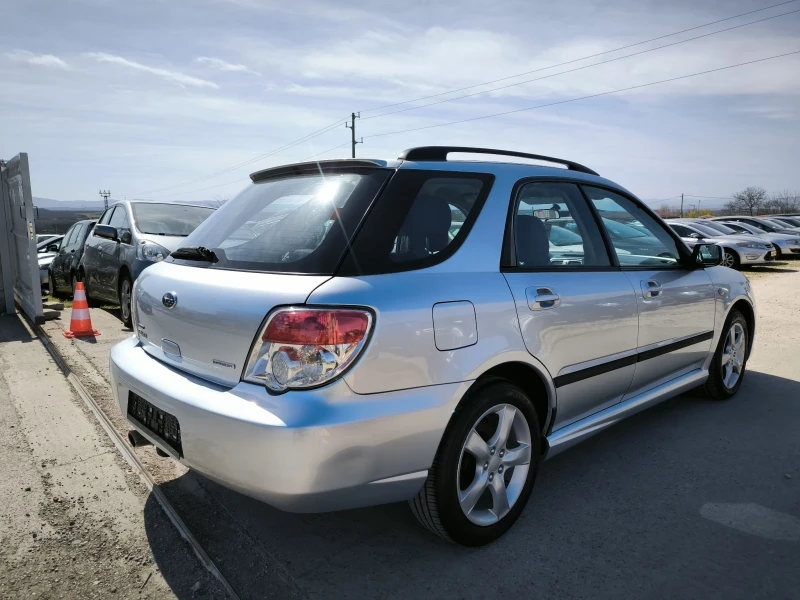 Subaru Impreza 2.0i automatic , снимка 4 - Автомобили и джипове - 49497318