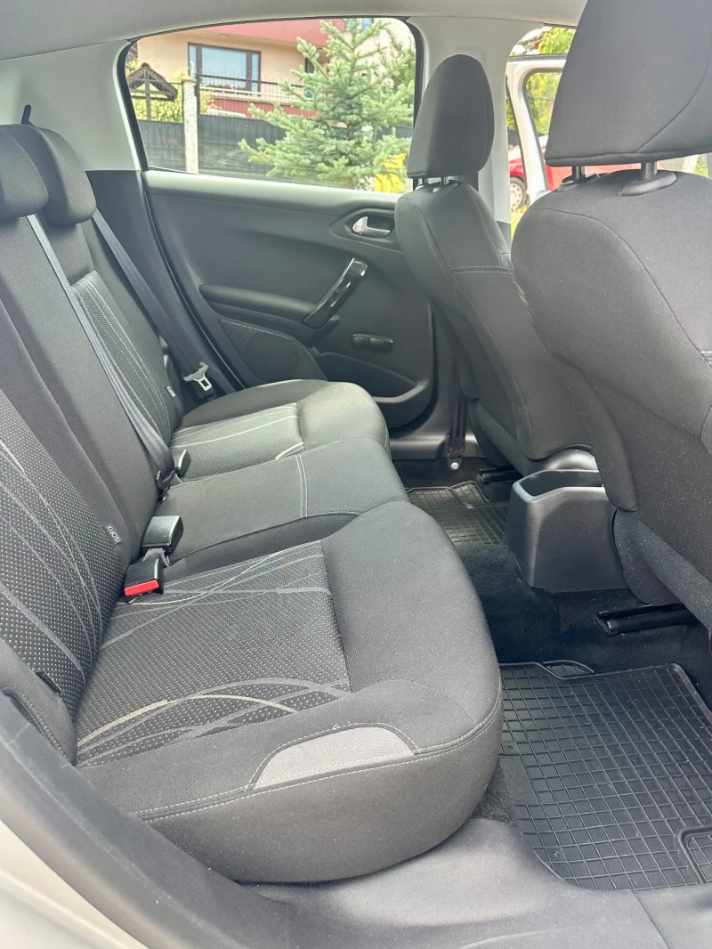 Peugeot 208 NAVI, снимка 10 - Автомобили и джипове - 52488717