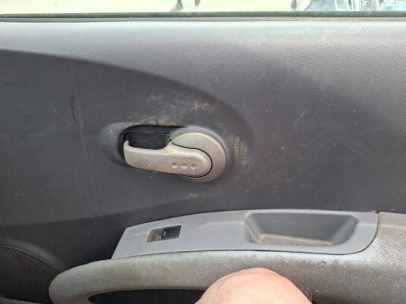 Nissan Micra, снимка 10 - Автомобили и джипове - 51453507