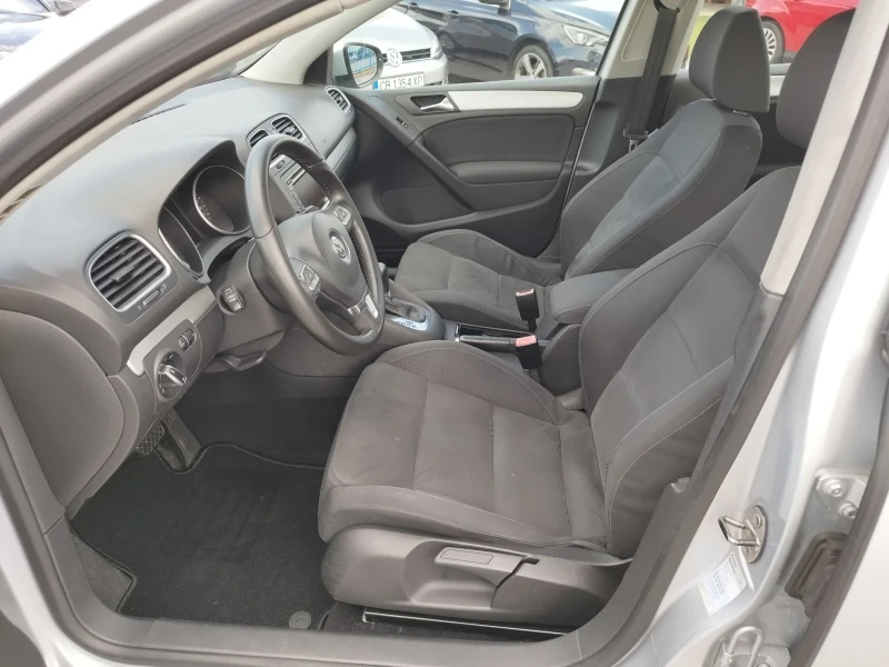 VW Golf 1.4I-АВТОМАТ HIGH-LINE, снимка 9 - Автомобили и джипове - 51710939