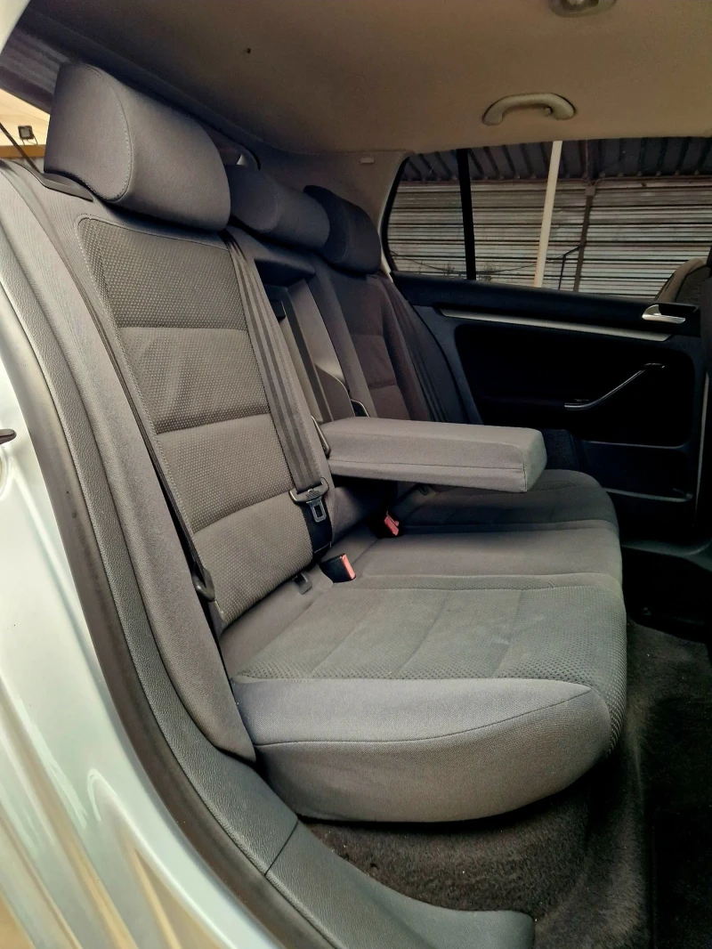 VW Golf Дизел / Андроид / Лизинг / Бартер , снимка 17 - Автомобили и джипове - 51909918