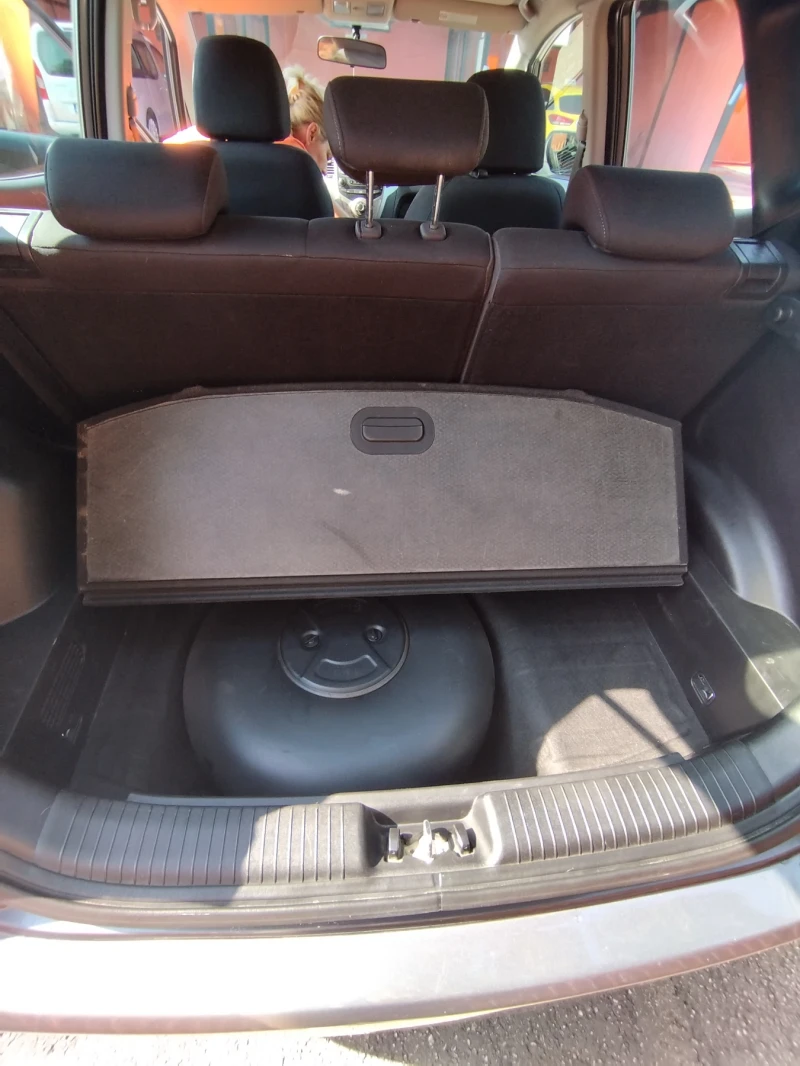 Hyundai Ix20, снимка 7 - Автомобили и джипове - 52213668