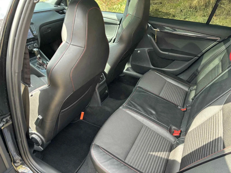Skoda Octavia 2.0TSI VRS , снимка 13 - Автомобили и джипове - 52284587