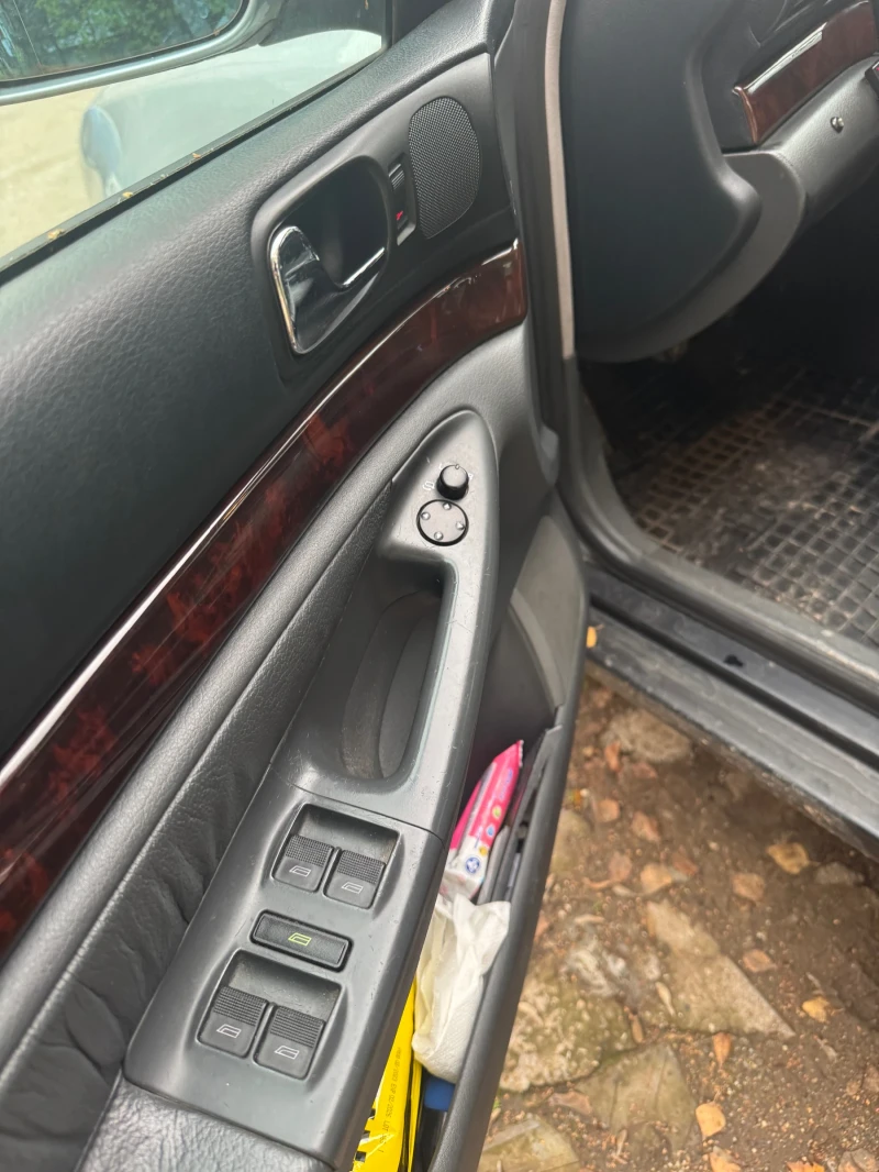 Audi A4 1.8 , снимка 9 - Автомобили и джипове - 52654776