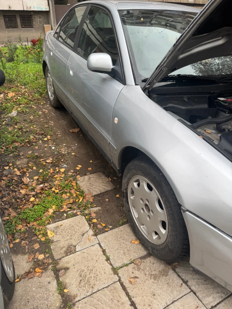 Audi A4 1.8 , снимка 5 - Автомобили и джипове - 52654776