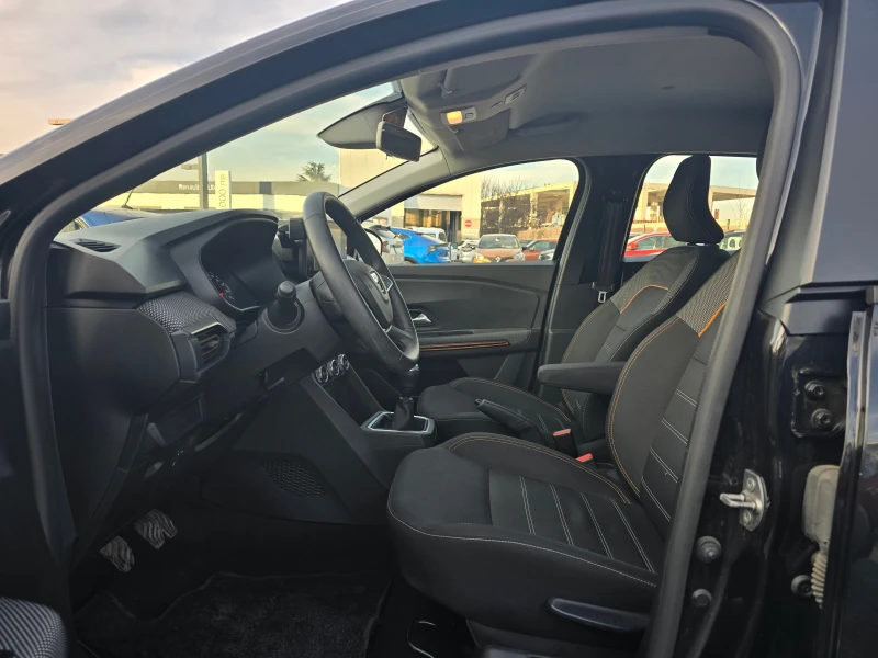 Dacia Sandero Stepway 1.0 Tce, снимка 6 - Автомобили и джипове - 52875760