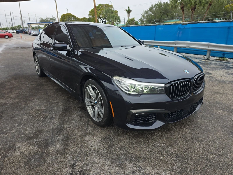 BMW 740 M* SPORT* ХЕДЪП* ОБДУХВАНЕ* 360КАМЕРА* , снимка 3 - Автомобили и джипове - 53165530