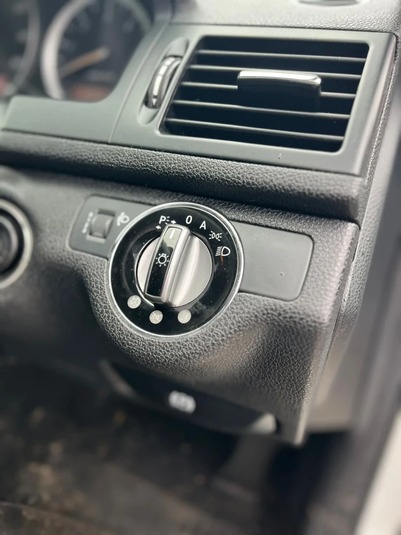 Mercedes-Benz C 220 646, снимка 12 - Автомобили и джипове - 53257660