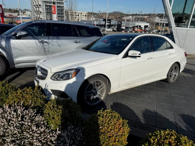 Mercedes-Benz E 250 BlueTEC * CARFAX * AMG LINE* ДИЗЕЛ, снимка 2 - Автомобили и джипове - 53382323