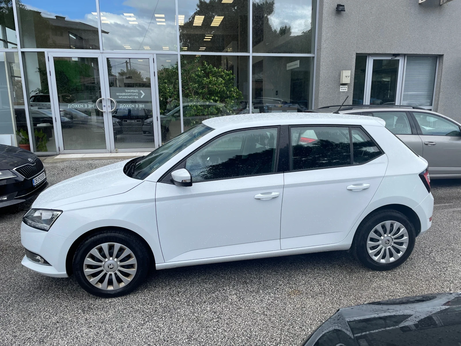 Skoda Fabia 1.0 MPI - изображение 7