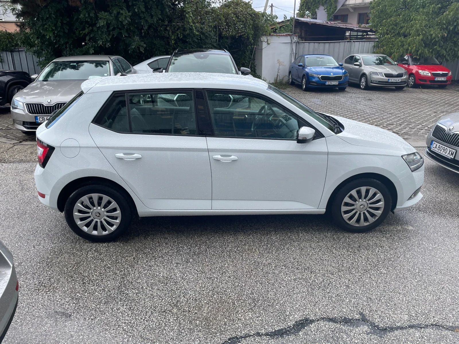 Skoda Fabia 1.0 MPI - изображение 4