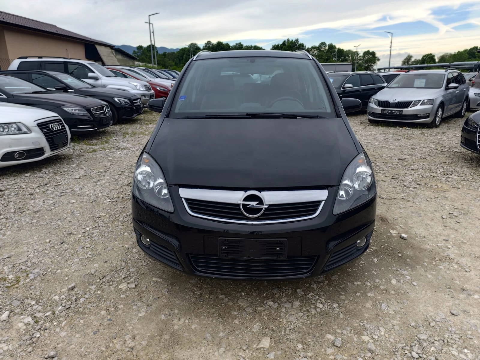 Opel Zafira 1.6 бензин Газ Италия - изображение 2
