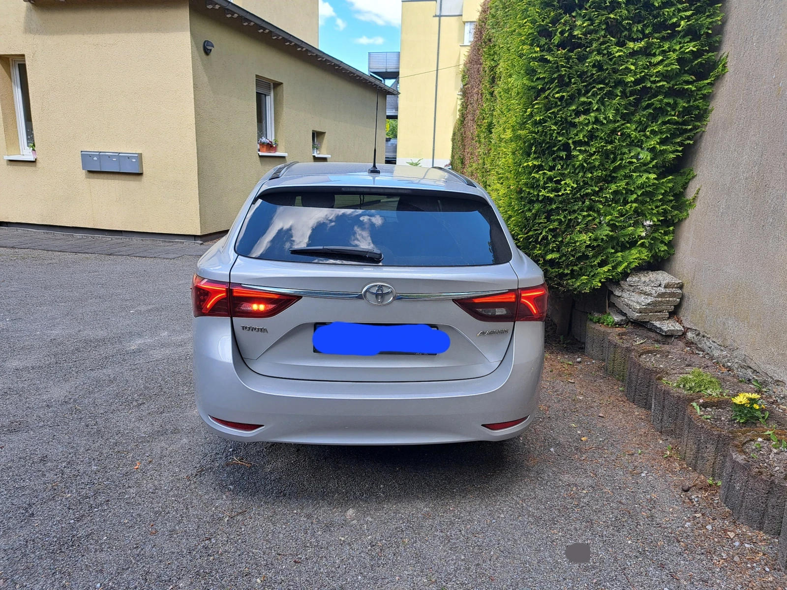 Toyota Avensis 147p.s. 1, 8 benzin - изображение 3