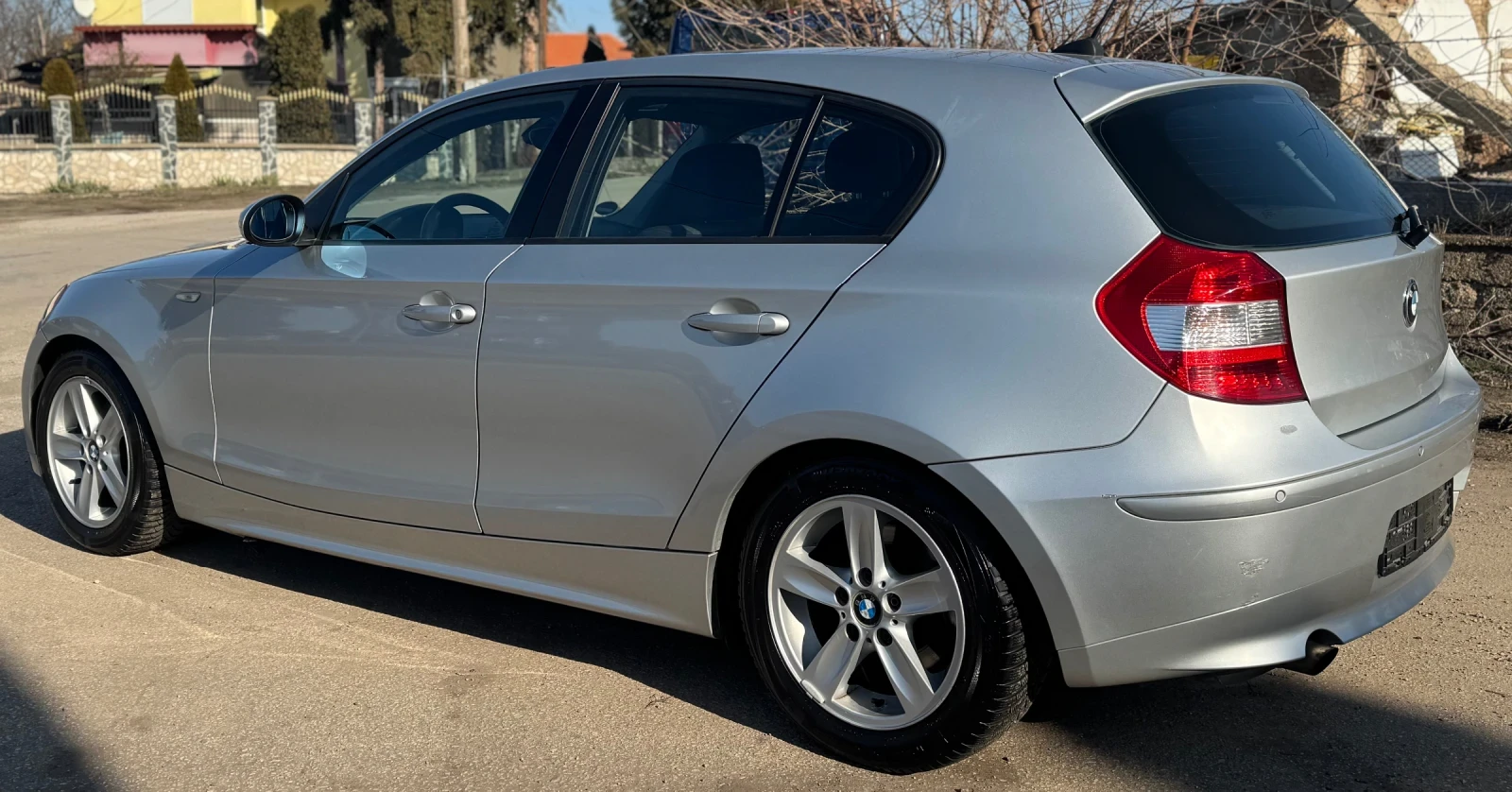 BMW 120 I - изображение 3
